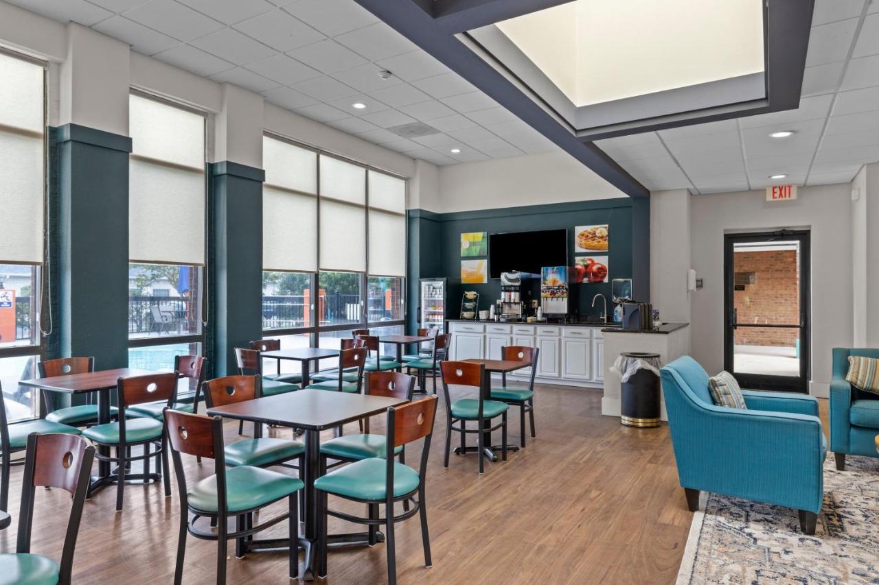 Garnet Inn & Suites, Morehead City Near Atlantic Beach Buitenkant foto