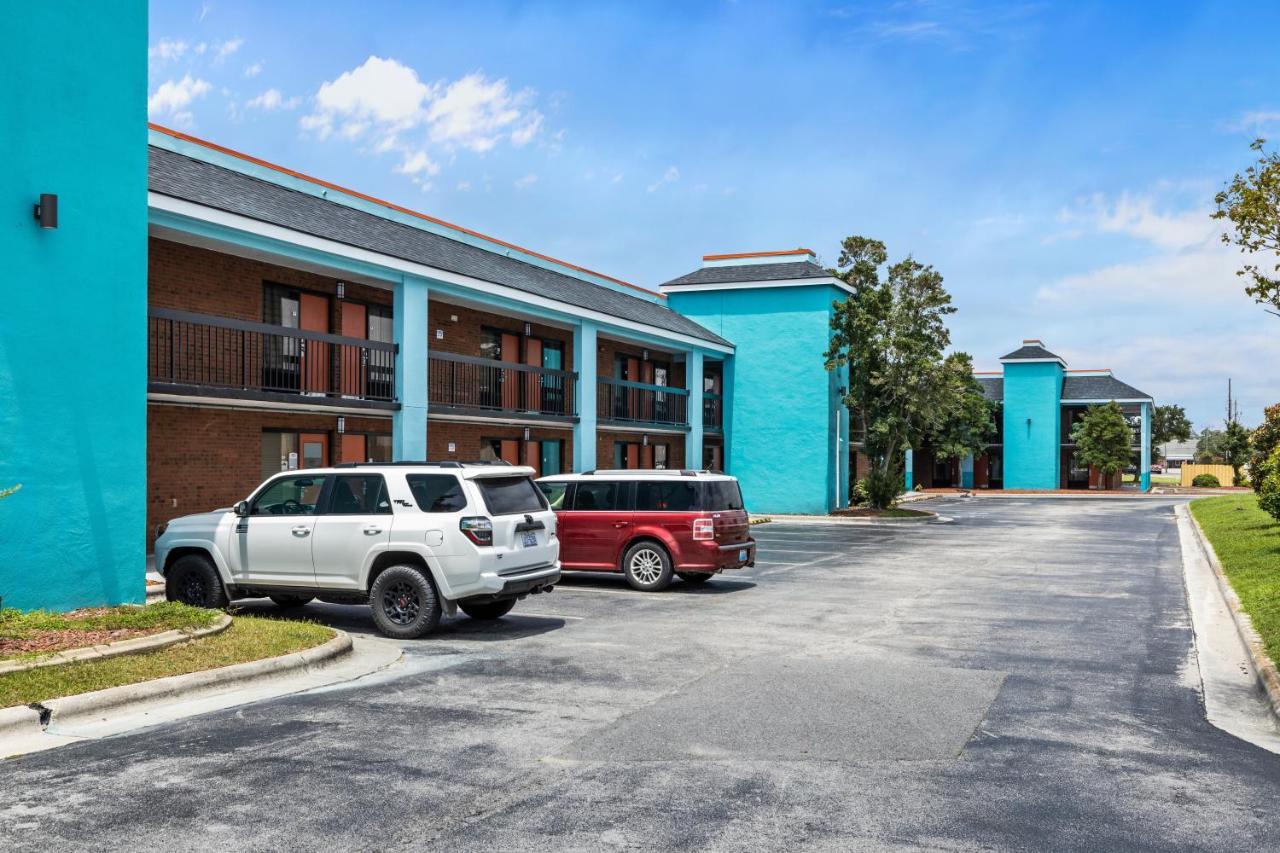 Garnet Inn & Suites, Morehead City Near Atlantic Beach Buitenkant foto