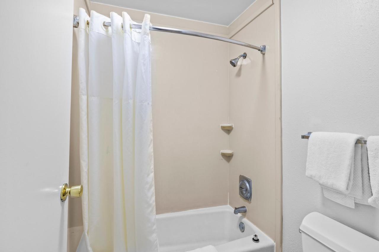 Garnet Inn & Suites, Morehead City Near Atlantic Beach Kamer foto